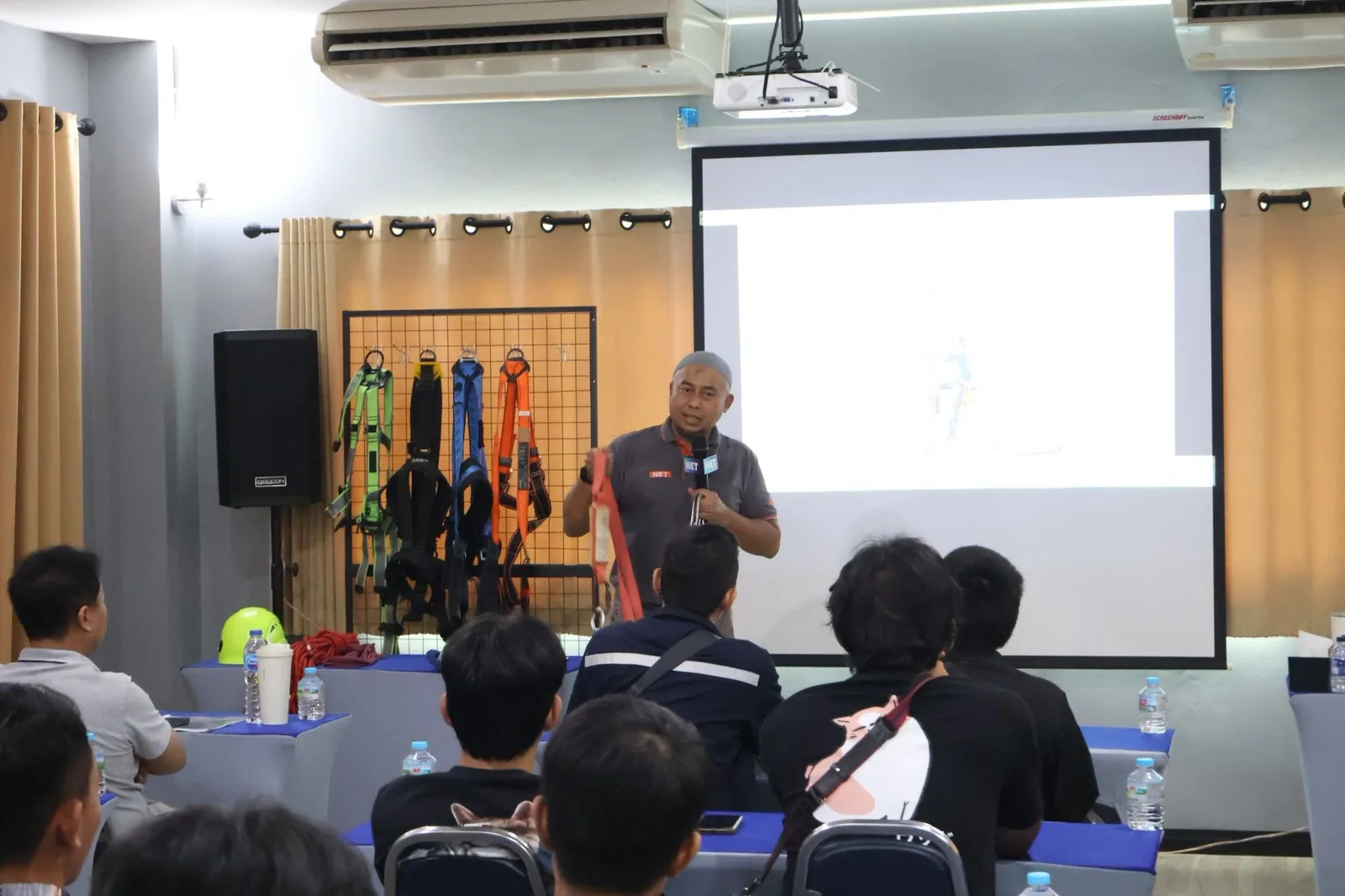 บรรยากาศการอบรมหลักสูตร T AIS ภาพที่ 1